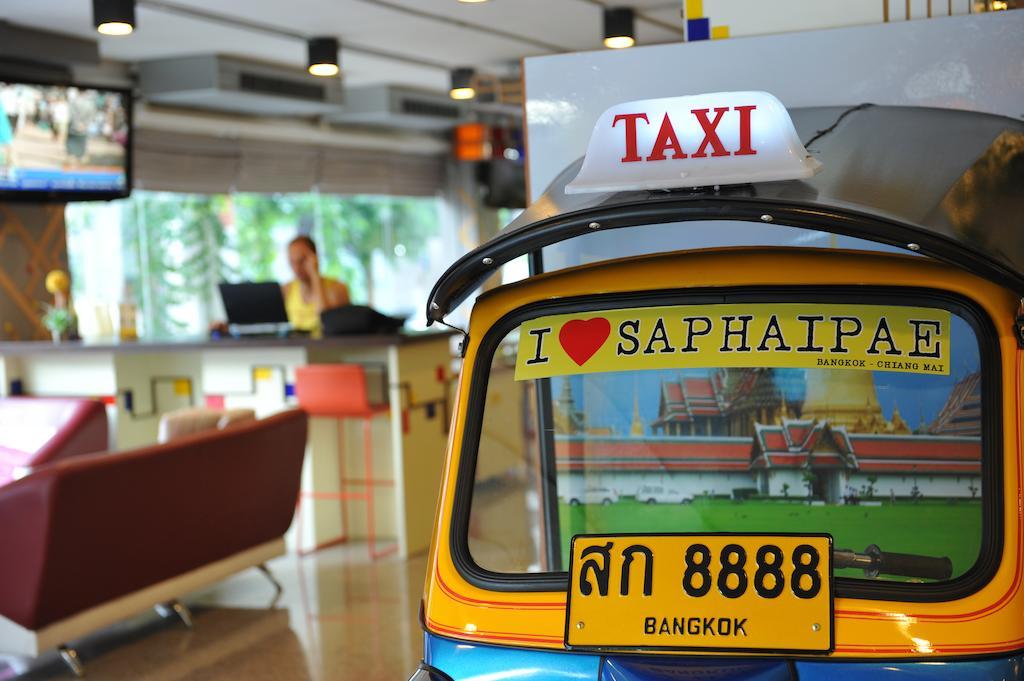 Saphaipae Hostel Bangkok Exterior foto